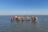 我國海上最大油田——渤海油田原油日產(chǎn)突破10萬噸大關！
