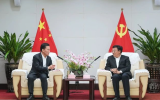 海南省委書記馮飛會(huì)見明陽集團(tuán)董事長張傳衛(wèi)一行：共商海上風(fēng)電產(chǎn)業(yè)合作發(fā)展大計(jì)